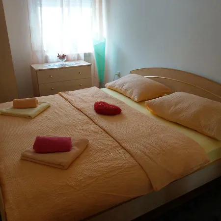 Apartment Sandra Pula